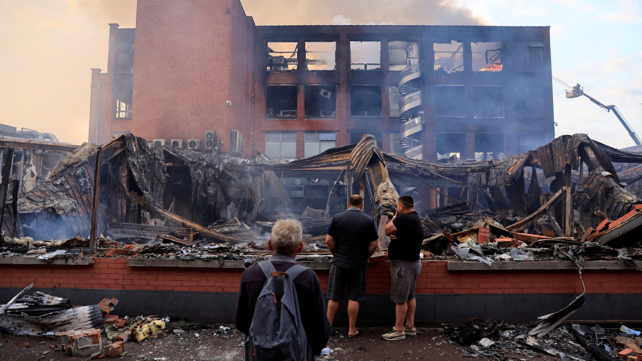 France protests: Fundraiser set up by far-right political adviser for ...
