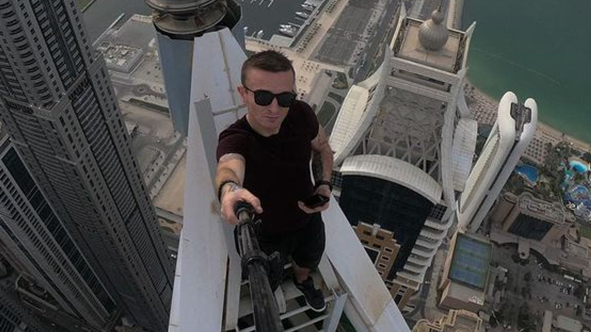 Remi Lucidi: French daredevil 'falls to his death off skyscraper in Hong  Kong' | World News | Sky News