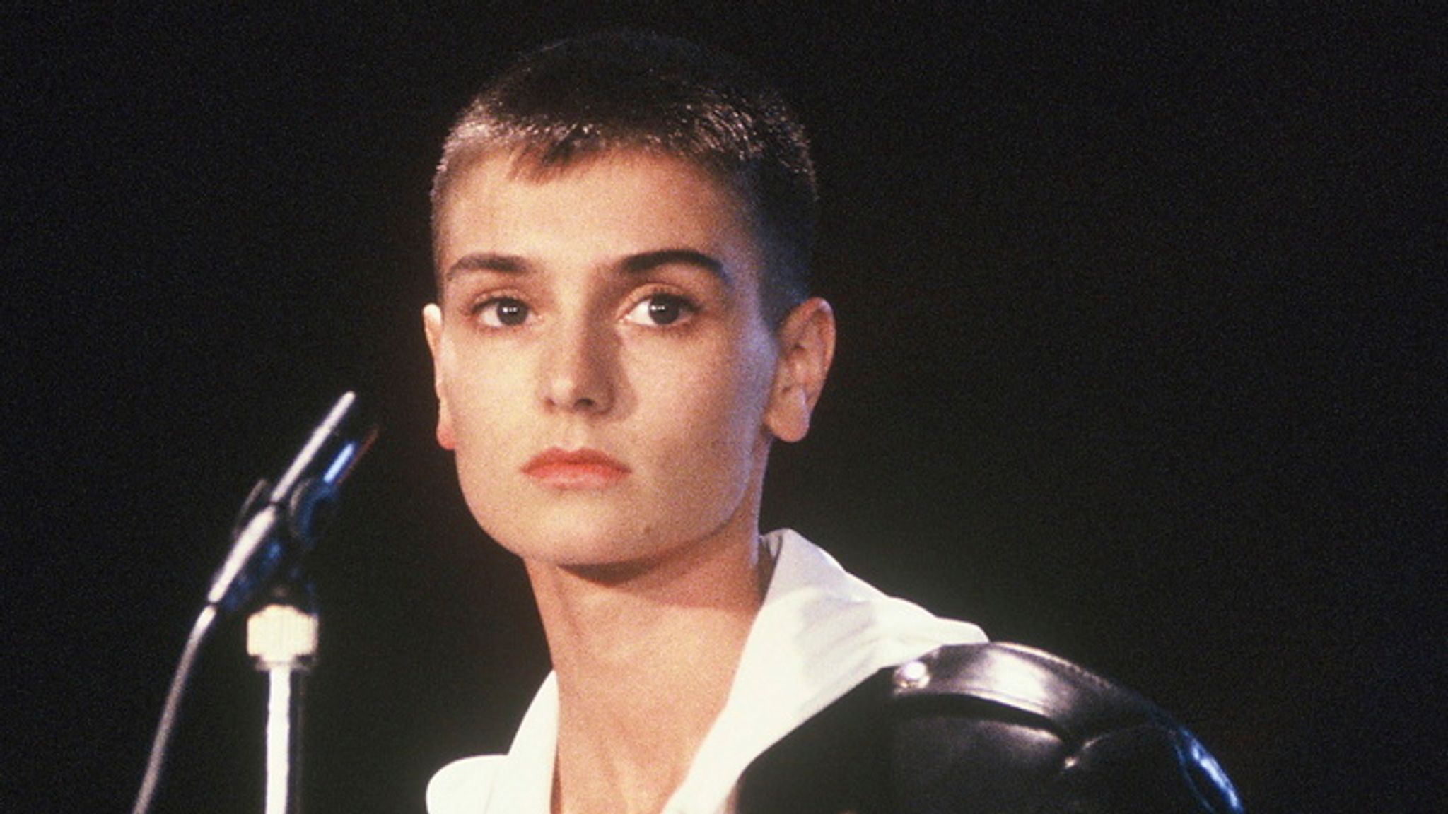 Sinead O'Connor documentary will still air despite singer's death - to  'tell her side of story' | Ents & Arts News | Sky News