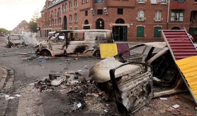 France riots: Looters break into gun shop as 1,300 arrested on fourth night of violence - Vimarsana News