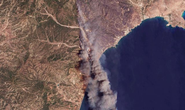 What is the Fire Weather Index, how does it work - and where are wildfires more likely... - Vimarsana News