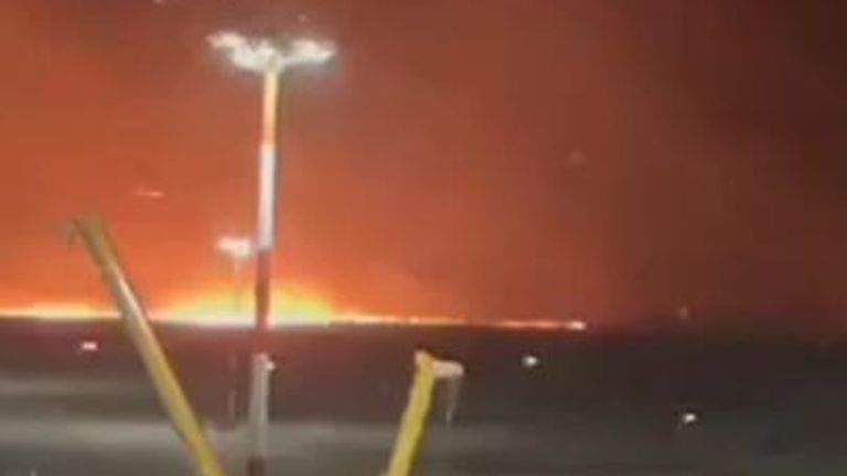 Palermo airport closed overnight due to encroaching wildfires
