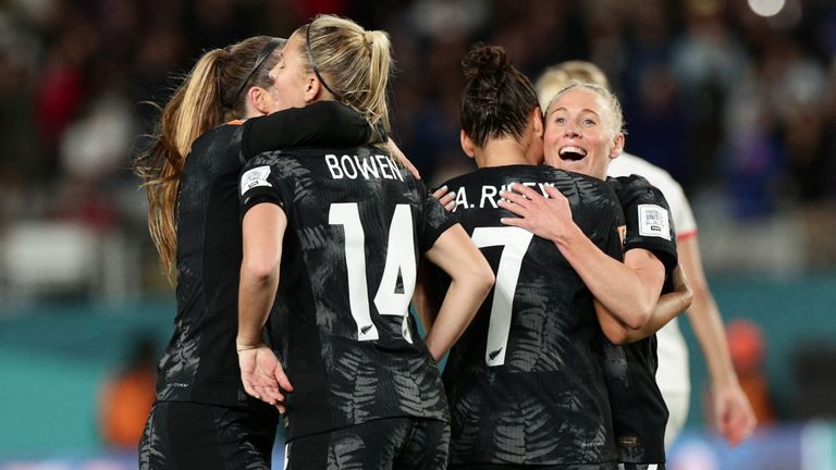 Soccer Football - FIFA Women’s World Cup Australia and New Zealand 2023 - Group A - New Zealand v Norway - Eden Park, Auckland, New Zealand - July 20, 2023 New Zealand&#39;s Betsy Hassett, Katie Bowen and Ali Riley celebrate after the match REUTERS/David Rowland
