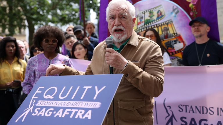 Actor Brian Cox joins demonstrators at the Equity rally in Leicester Square, in solidarity with the SAG-AFTRA strikes, London, Britain, July 21, 2023. REUTERS/Hollie Adams
