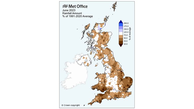 Average rainfall above and below average 1991 - 2020. Pic: Met Office 