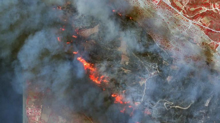 Rodos, Yunanistan'daki orman yangınları