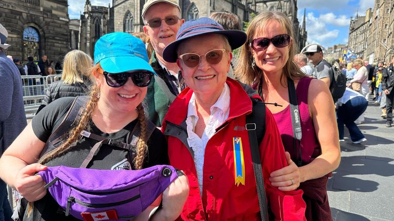 The Fisher family on Edinburgh&#39;s Royal Mile