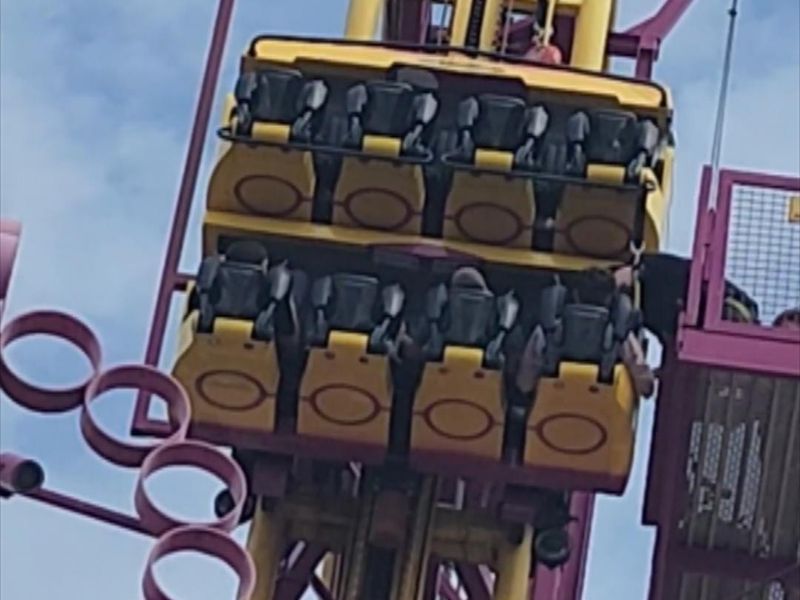 Rollercoaster gets stuck at 72ft