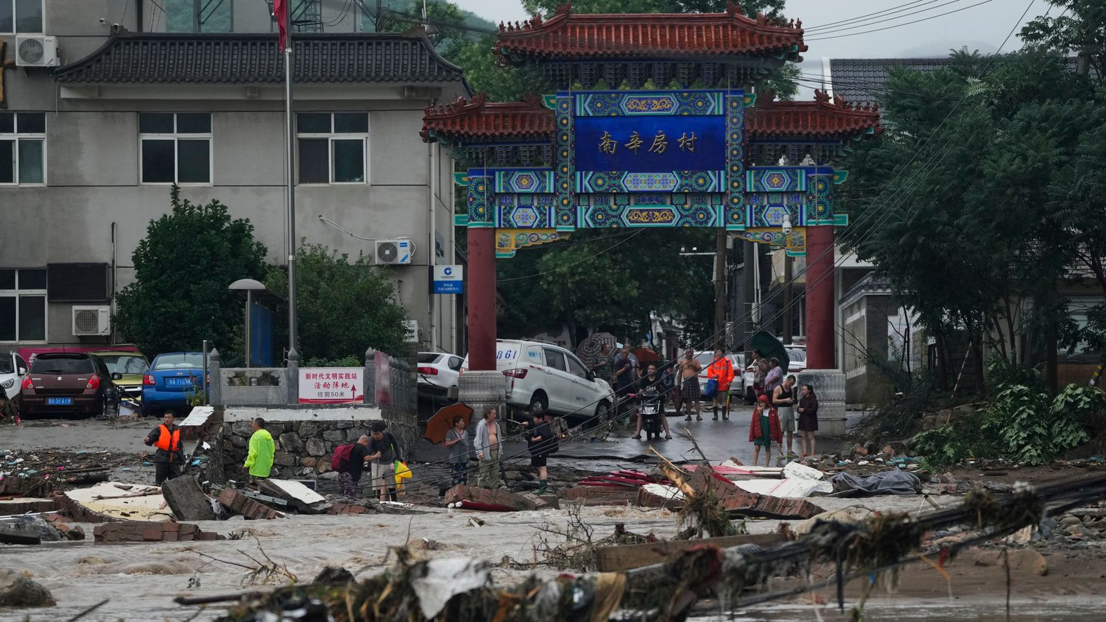 Typhoon Doksuri At least 11 dead in Beijing as heavy rains cause