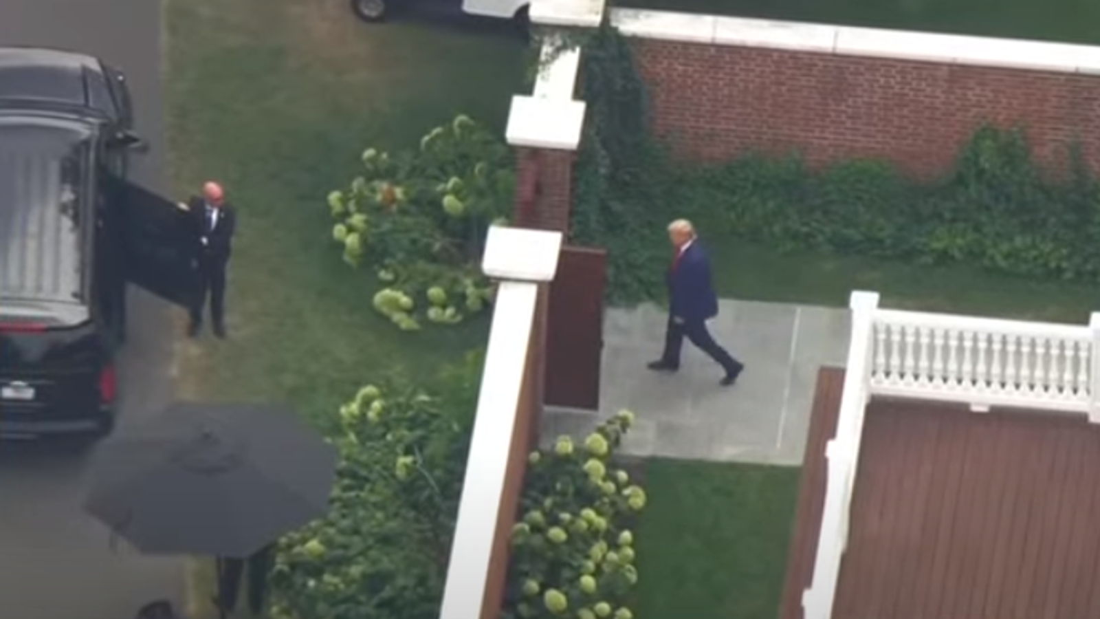 Donald Trump leaves home in New Jersey ahead of his court appearance in ...