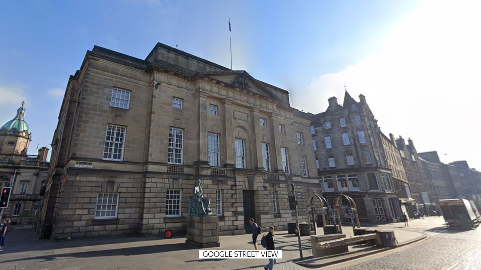 Върховният съд в Единбург разбра миналия месец как 19 годишният младеж