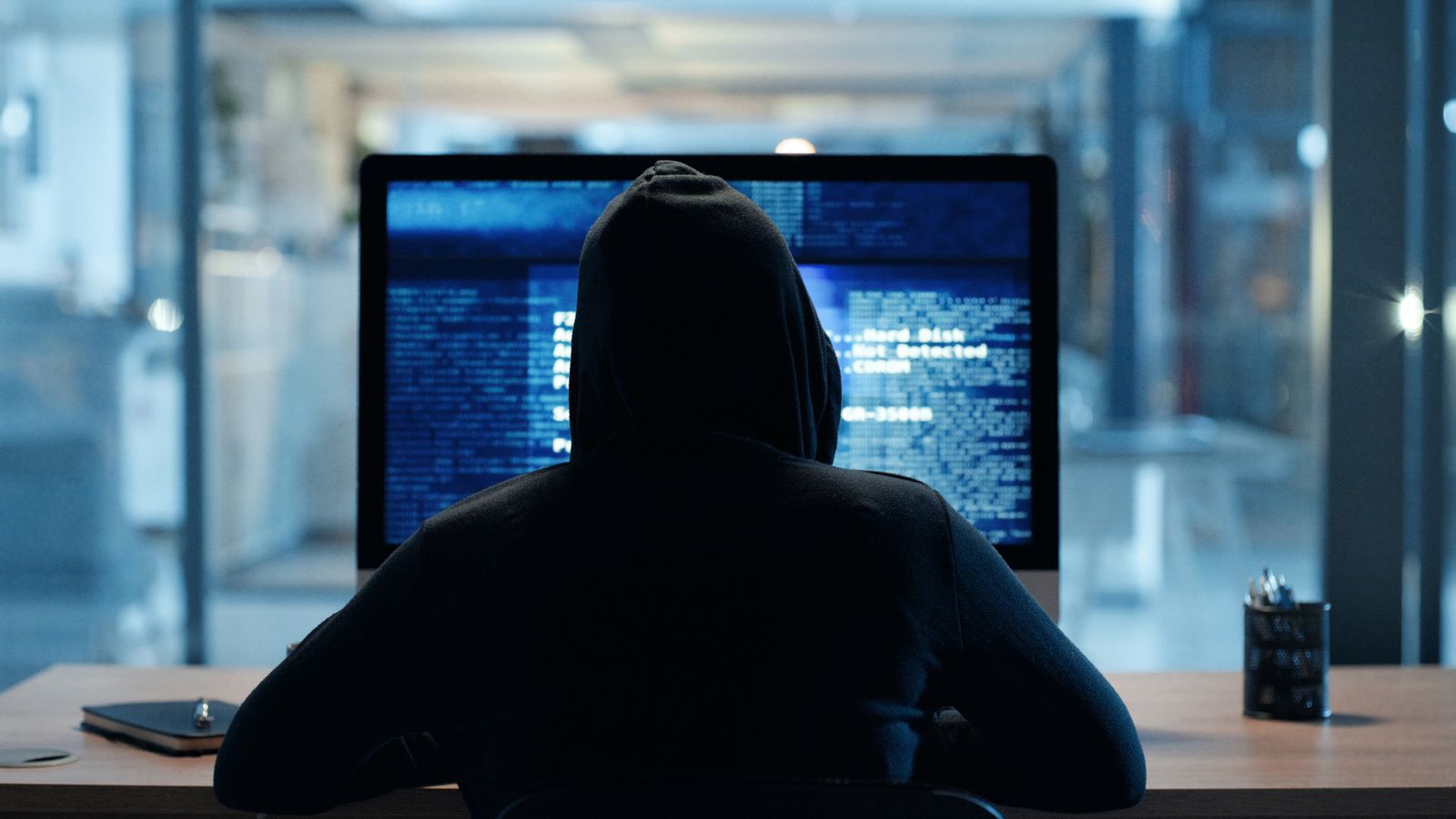 Как ФБР и европейските партньори заловиха прословутата хакерска мрежа за киберпрестъпления `Qakbot`
