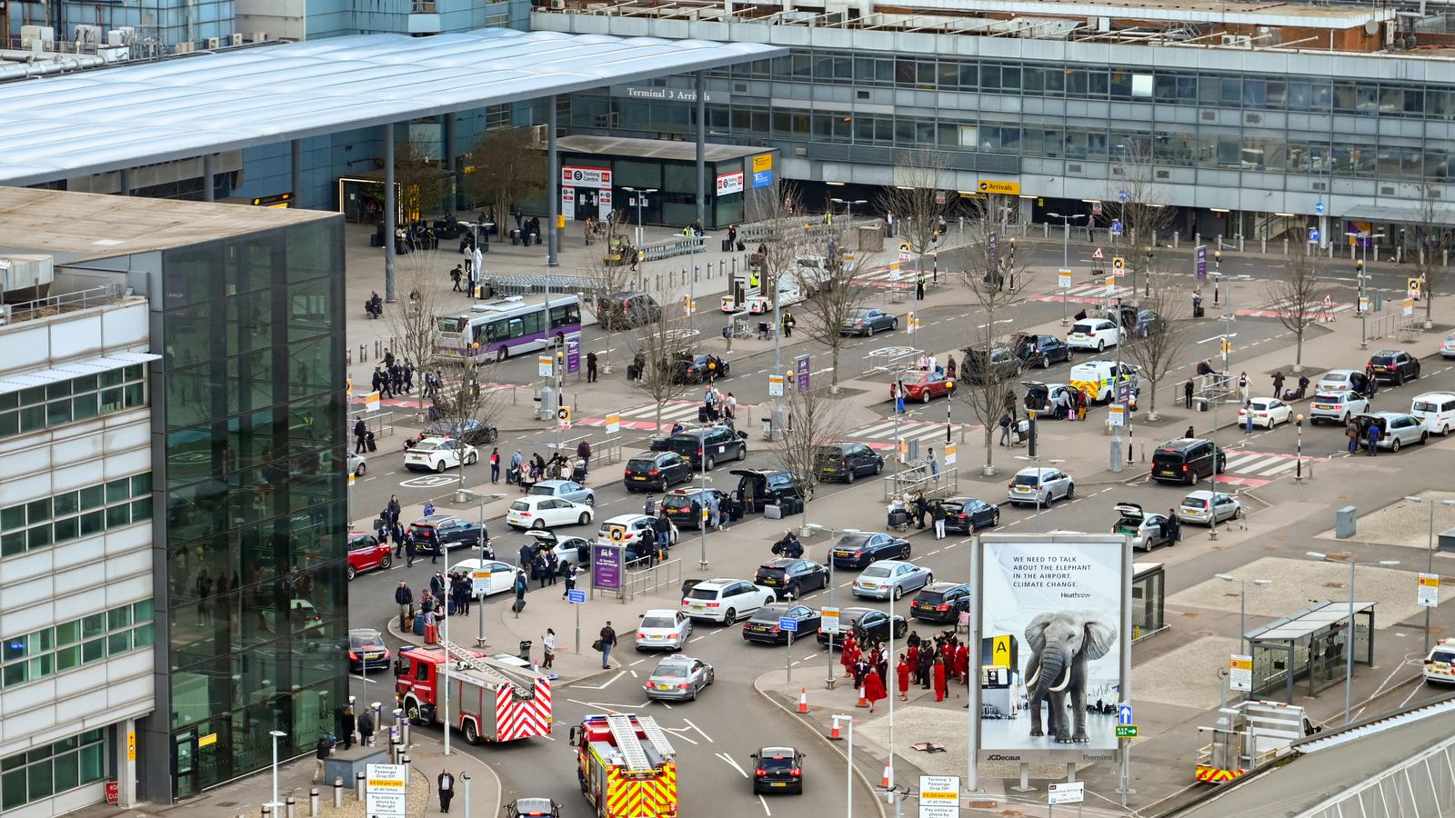 ULEZ : Heathrow prévient les passagers qu’ils devront payer des frais supplémentaires s’ils utilisent les services de stationnement |  Nouvelles du Royaume-Uni