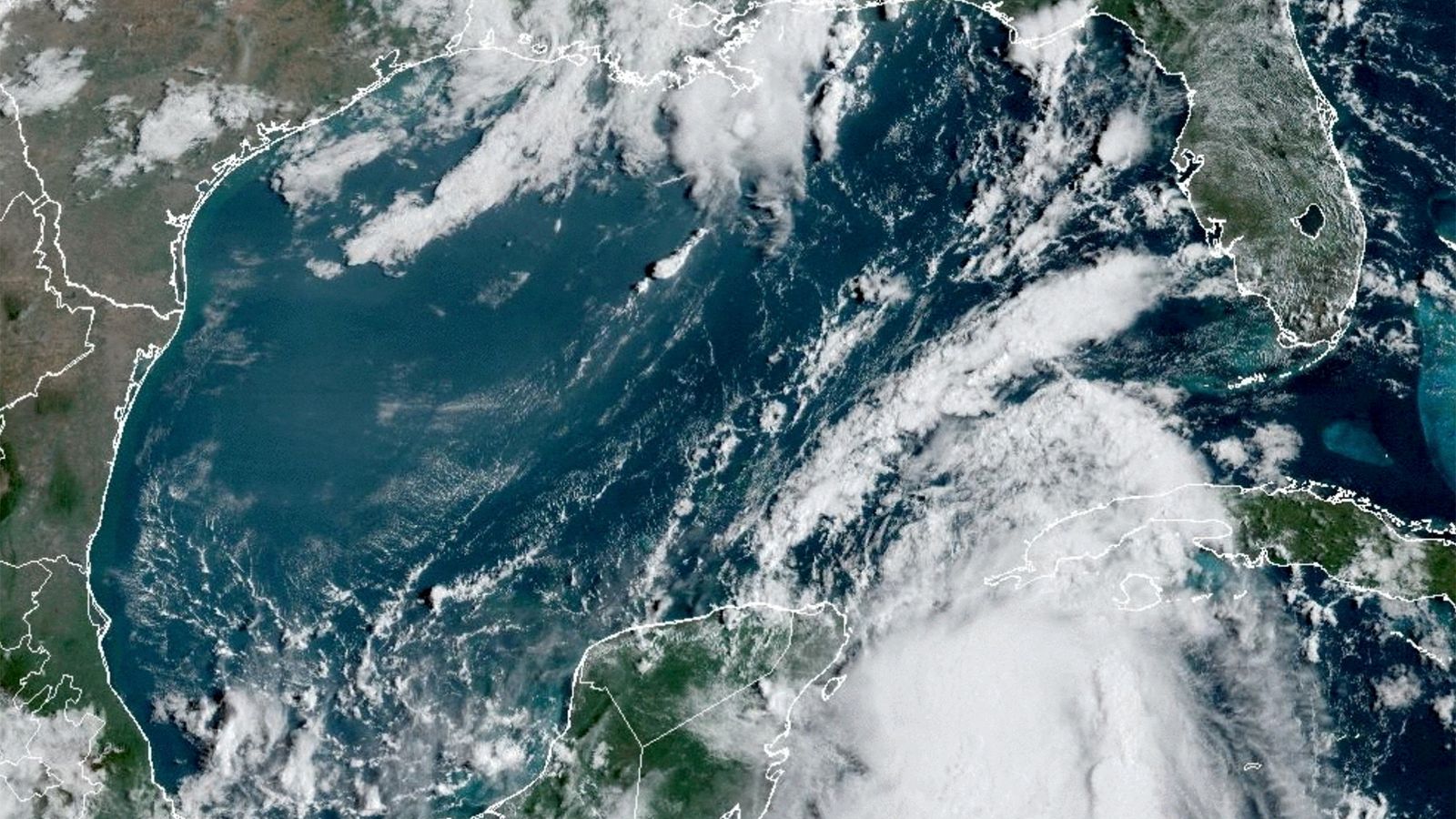 Ураганът Идалия: Къде ще удари – и защо може да бъде по-опасен от обикновено?