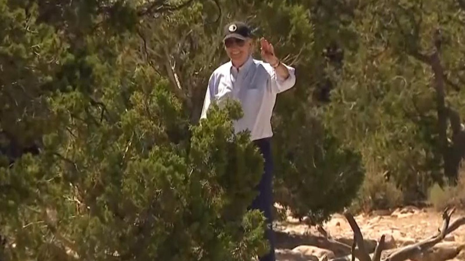 Us don t jump joe biden tells reporters on grand canyon visit us
