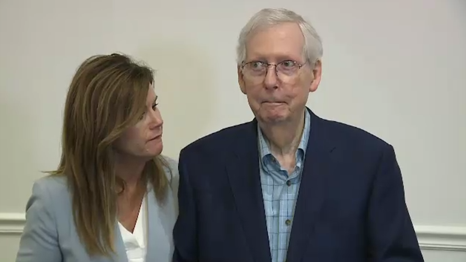 Senate Republican leader Mitch McConnell freezes during press conference for second time in weeks