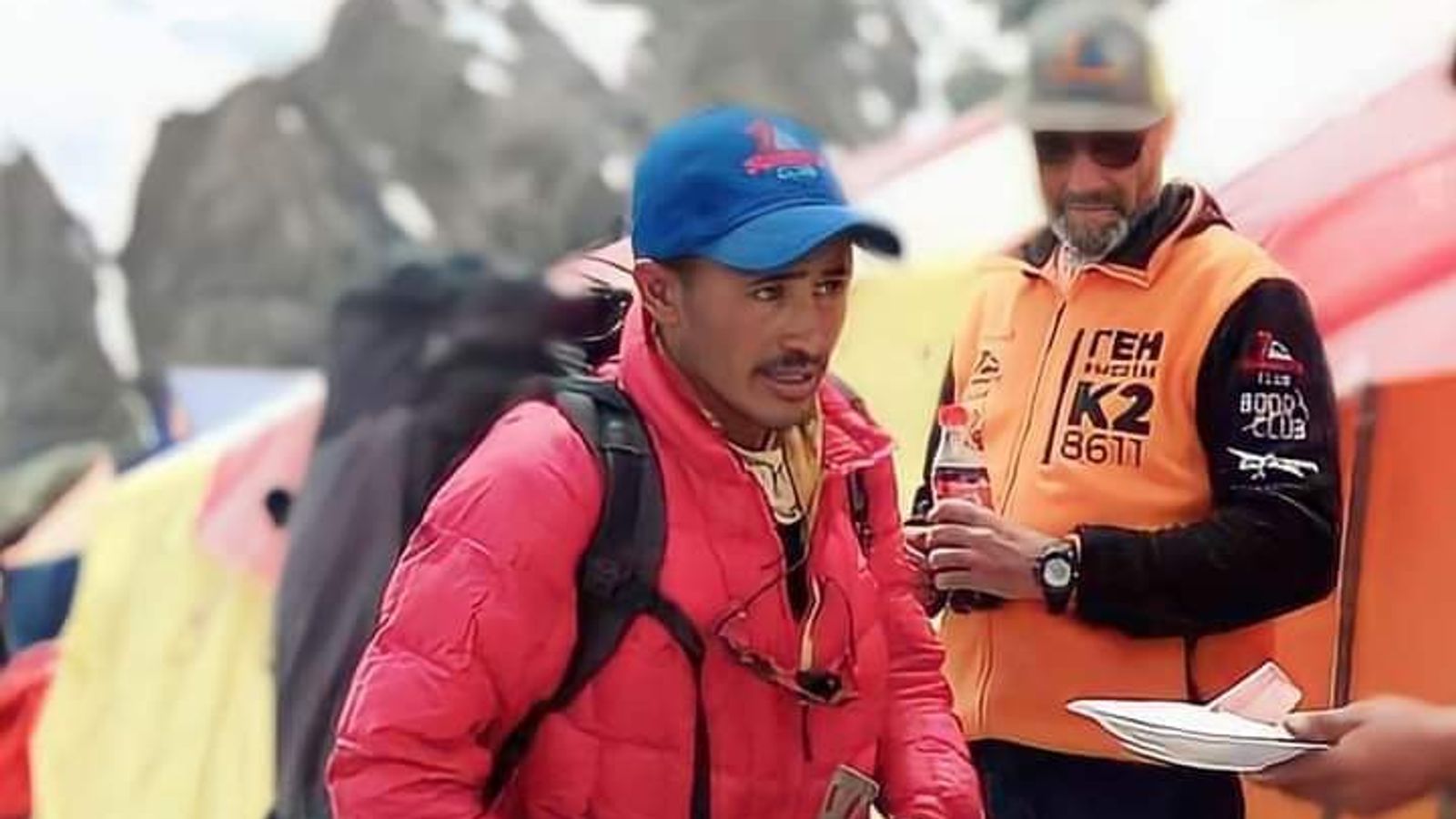 Приятел на умиращия носач на K2 критикува рекордьори-планинари