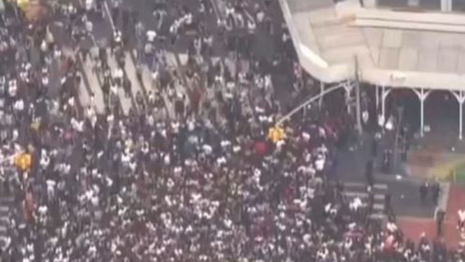 Chaos erupts in New York after YouTuber Kai Cenat's giveaway event gets out of hand US News