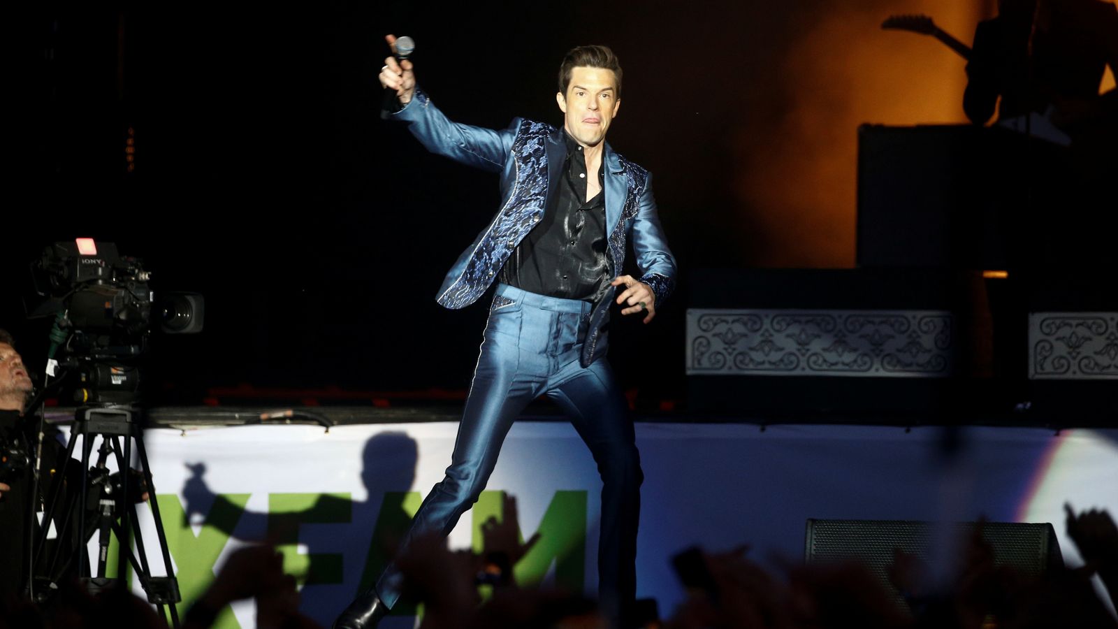 The Killers apologise after being booed for bringing Russian fan on stage at Georgia gig