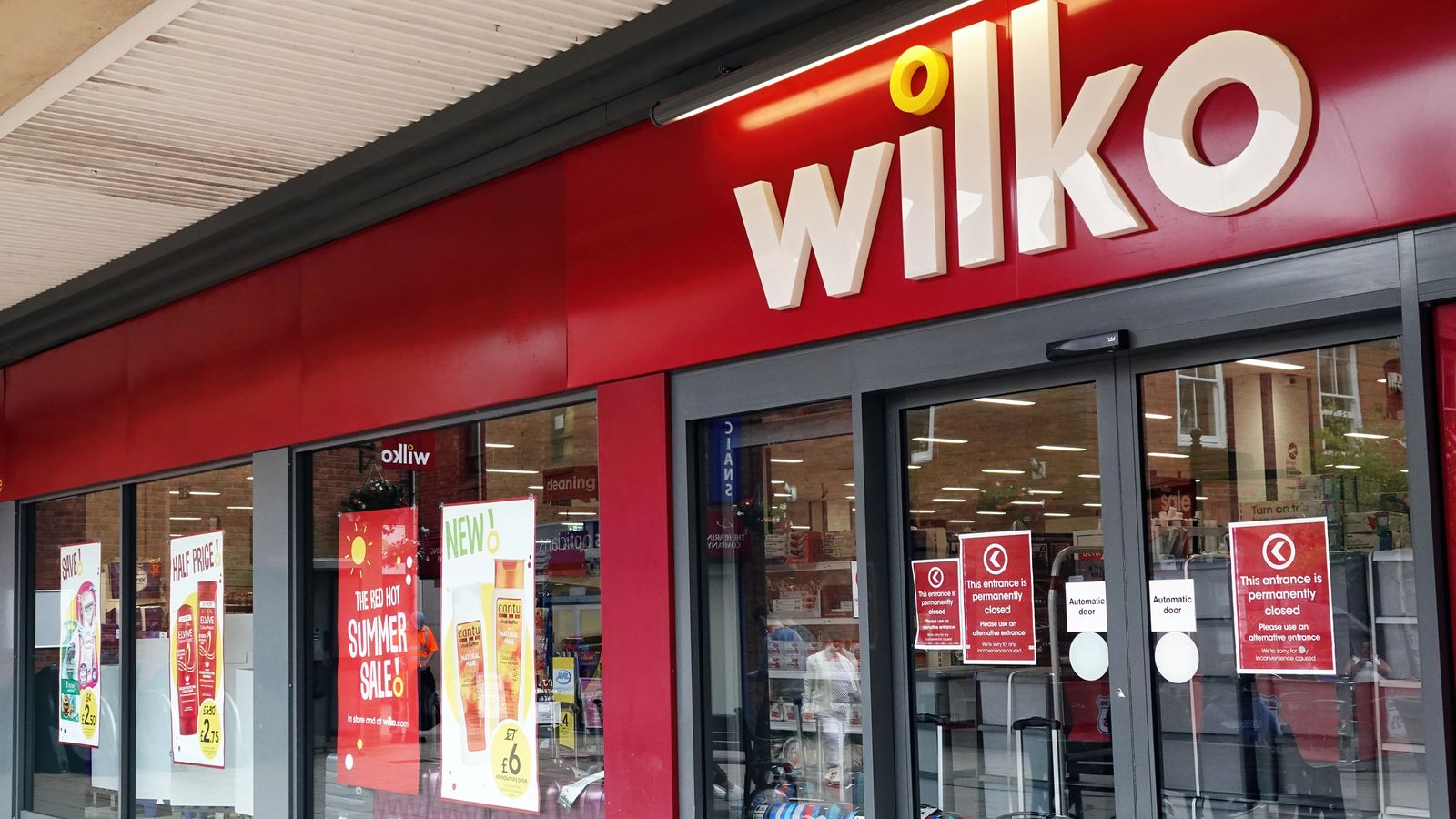 Some 12,000 jobs at risk as UK retail chain Wilko on brink of collapse