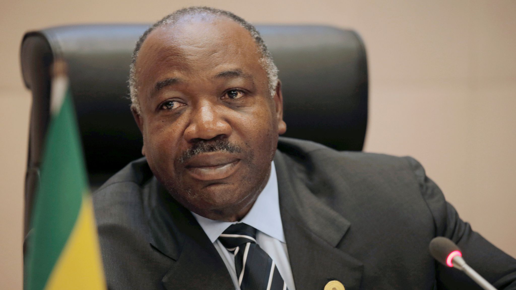 Ali Bongo Gabon j4H_bg0_v7zDbM