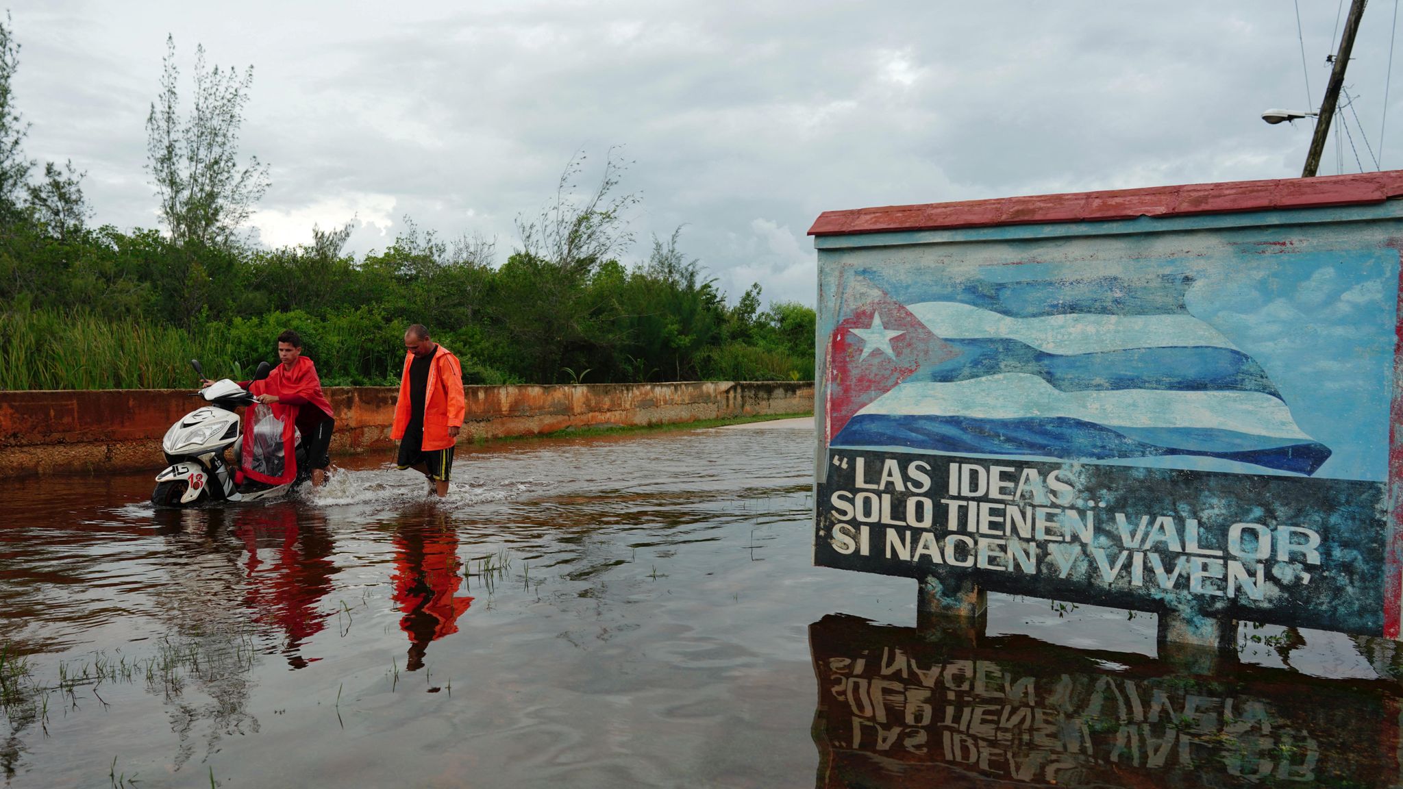 Fla. hurricanes, lightning, flooding: What you need to know.