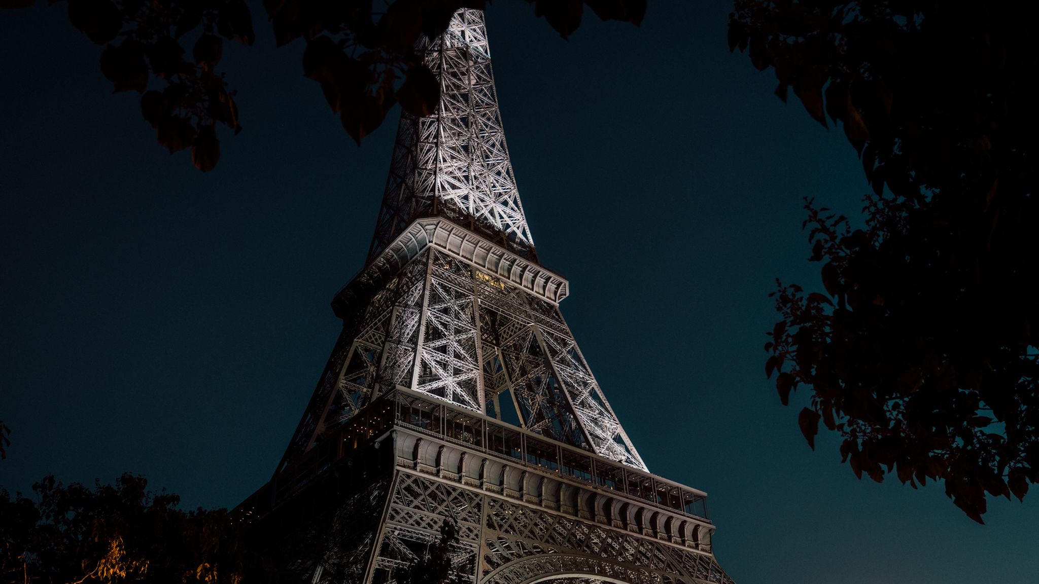 Was The Eiffel Tower Stolen At Shirl Ketner Blog Was The Eiffel Tower Stolen At Shirl Ketner Blog
