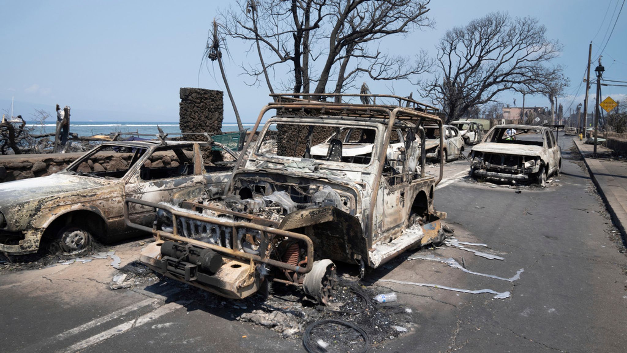 Hawaii wildfires: Joe Biden declares 'major disaster' - as mass ...