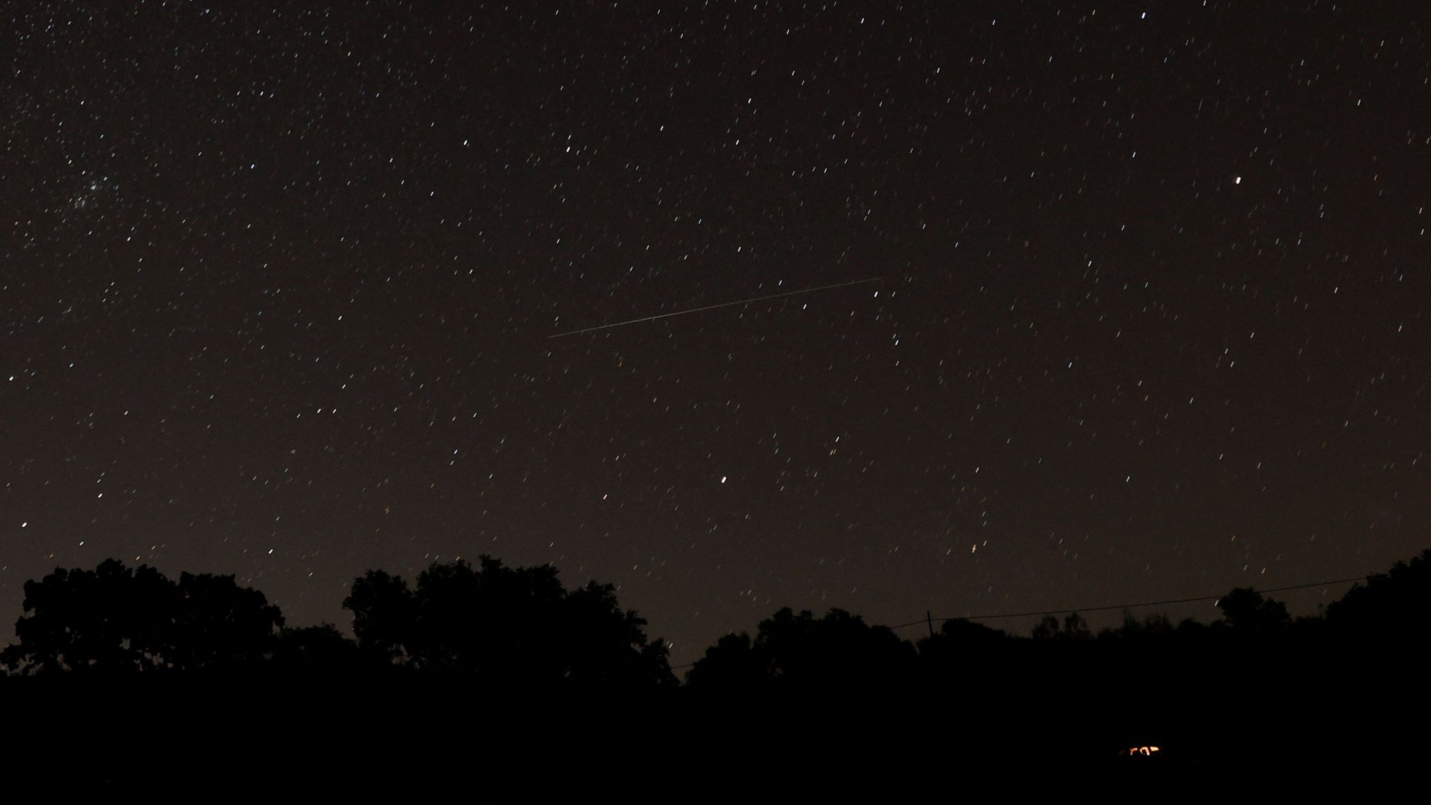 Perseid meteor shower Shooting stars light up night skies across the world World News Sky News