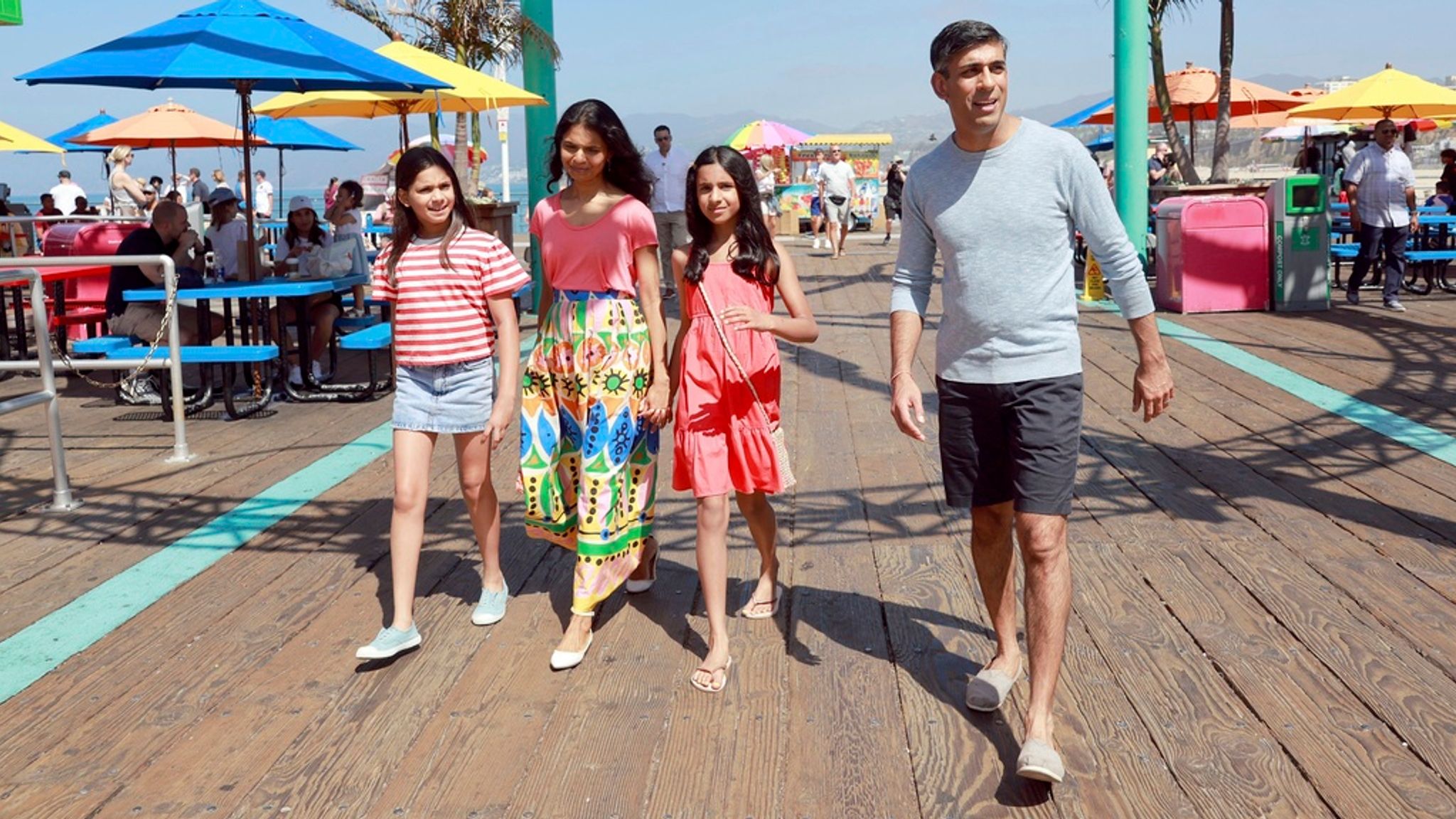 Rishi Sunak strolls along sunsoaked California pier with his family in