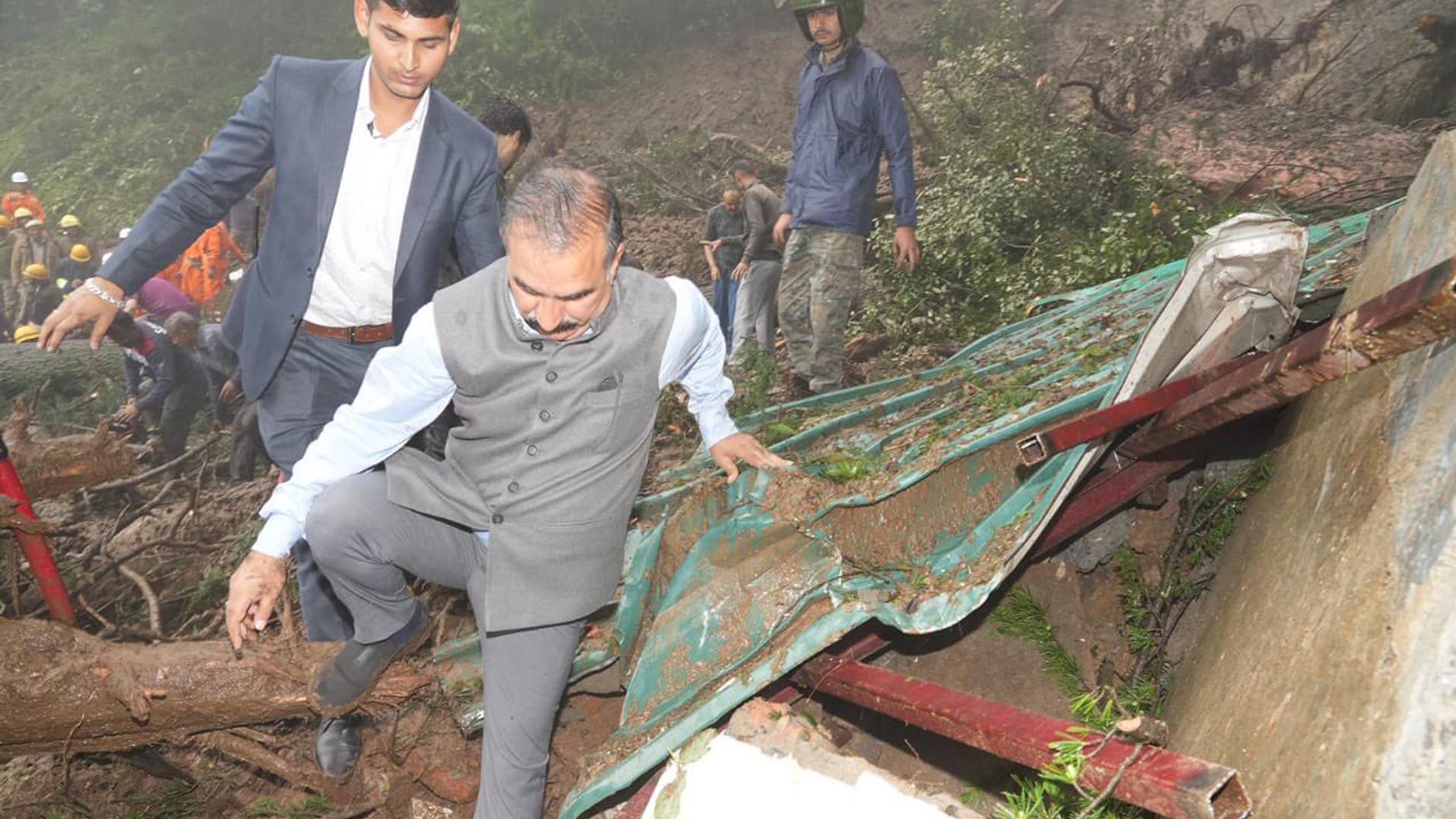 India Monsoon: At Least 33 Dead As Heavy Rain Triggers Floods And ...