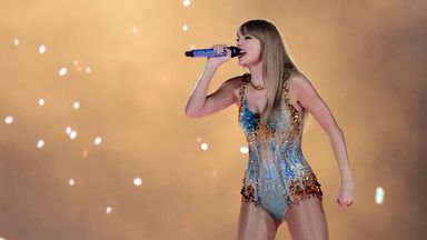 Taylor Swift: NFL coach jokes he 'set up' singer with rumoured love  interest Travis Kelce, Ents & Arts News