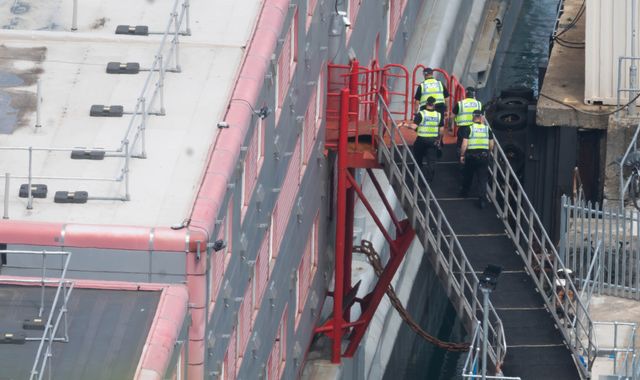 Bibby Stockholm: Health and safety worker checks delaying barge taking asylum seekers - Vimarsana News