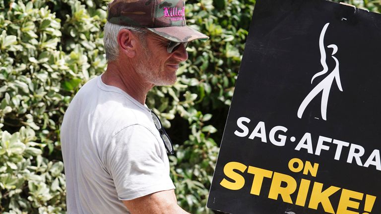 Photo by: zz/GOTPAP/STAR MAX/IPx 2023 8/1/23 Actor Sean Penn is seen on August 1, 2023 picketing in support of the striking Writers Guild of America and SAG-AFTRA members in their fight for fair pay and equitable contracts. (Los Angeles, California)