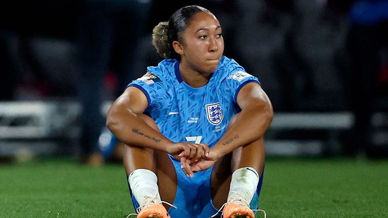 Soccer Football - FIFA Women&#39;s World Cup Australia and New Zealand 2023 - Final - Spain v England - Stadium Australia, Sydney, Australia - August 20, 2023 England&#39;s Lauren James looks dejected after losing the world cup final REUTERS/Amanda Perobelli