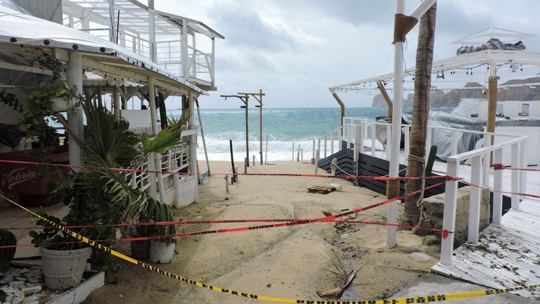 Caution tapes prevent the passage at El Medano beach, as Hurricane Hilary hits Mexico&#39;s Baja California peninsula, in Cabo San Lucas, Mexico August 19, 2023. REUTERS/Monserrat Zavala NO RESALES. NO ARCHIVES