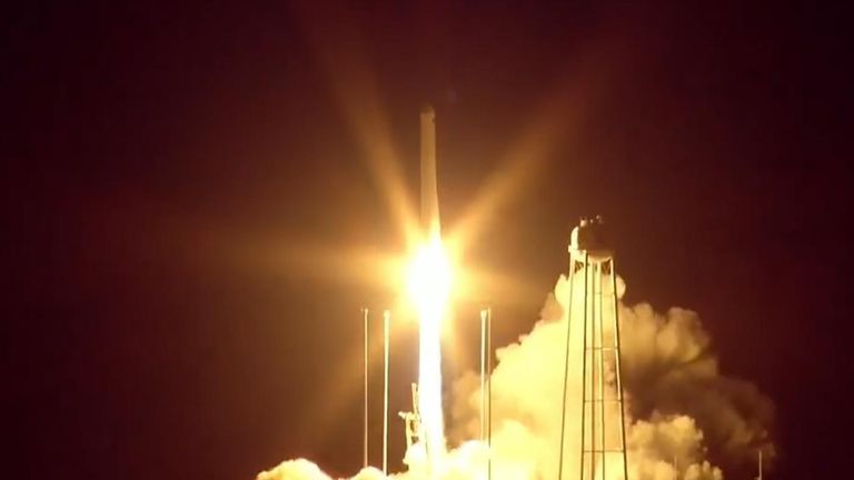 Rocket launches to ISS