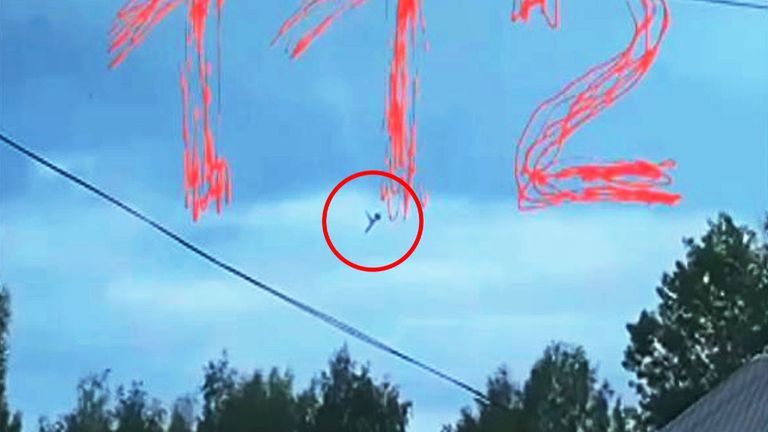 Video footage apparently shows the plane missing a wing