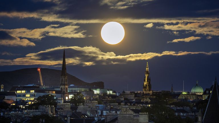 The super blue moon rises over Edinburgh