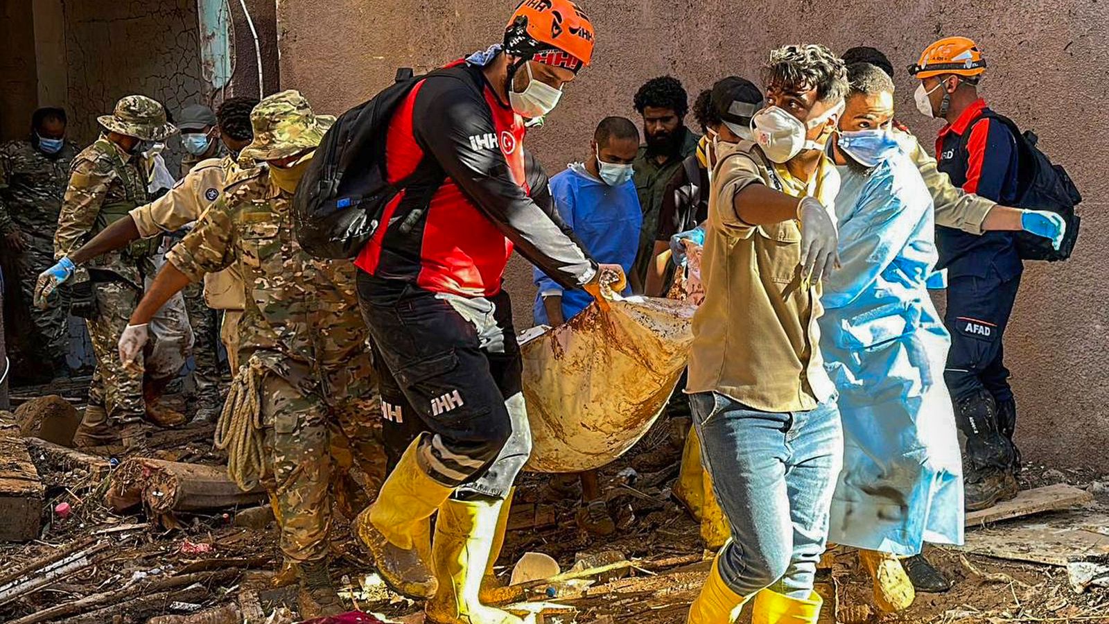 Fury on streets of smashed Libyan city of Derna - as UN warns of cholera risk