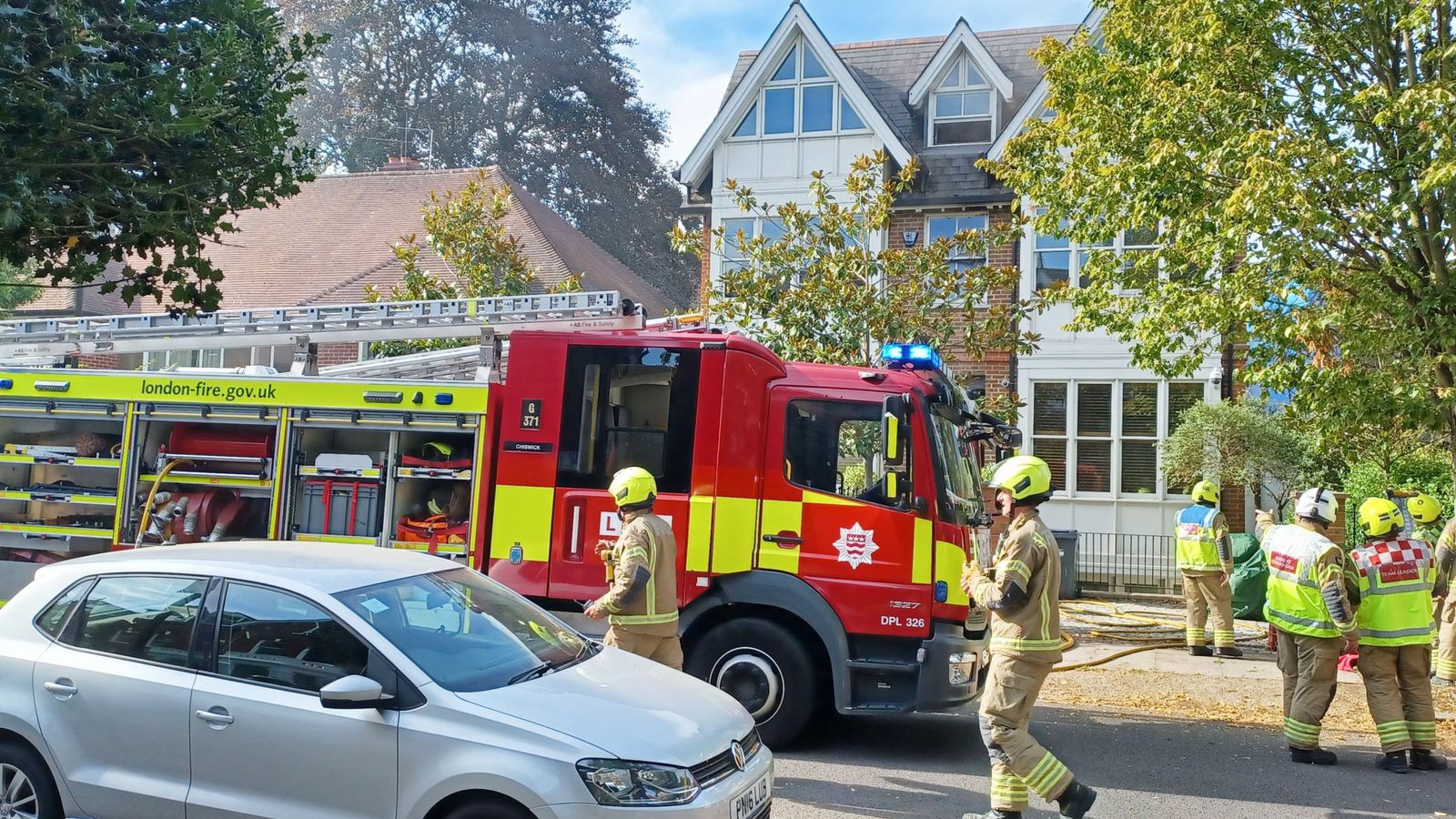 'Serious' fire at Ant McPartlin and Lisa Armstrong's former Chiswick mansion
