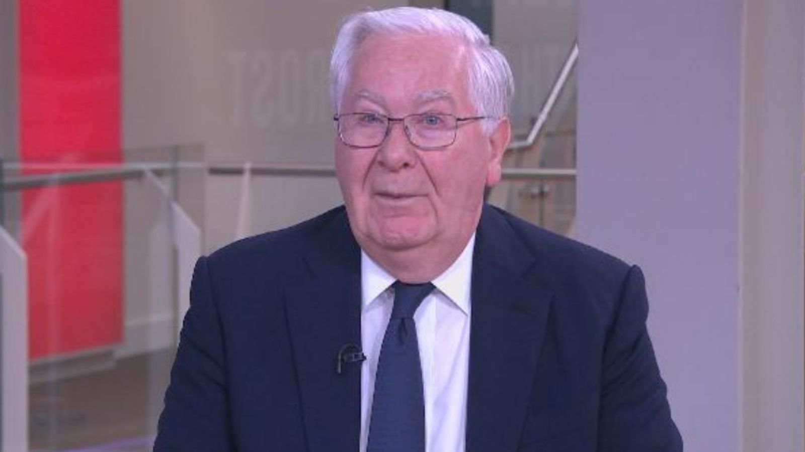 Lord Mervyn King: Ex-Bank of England governor urges interest rate caution