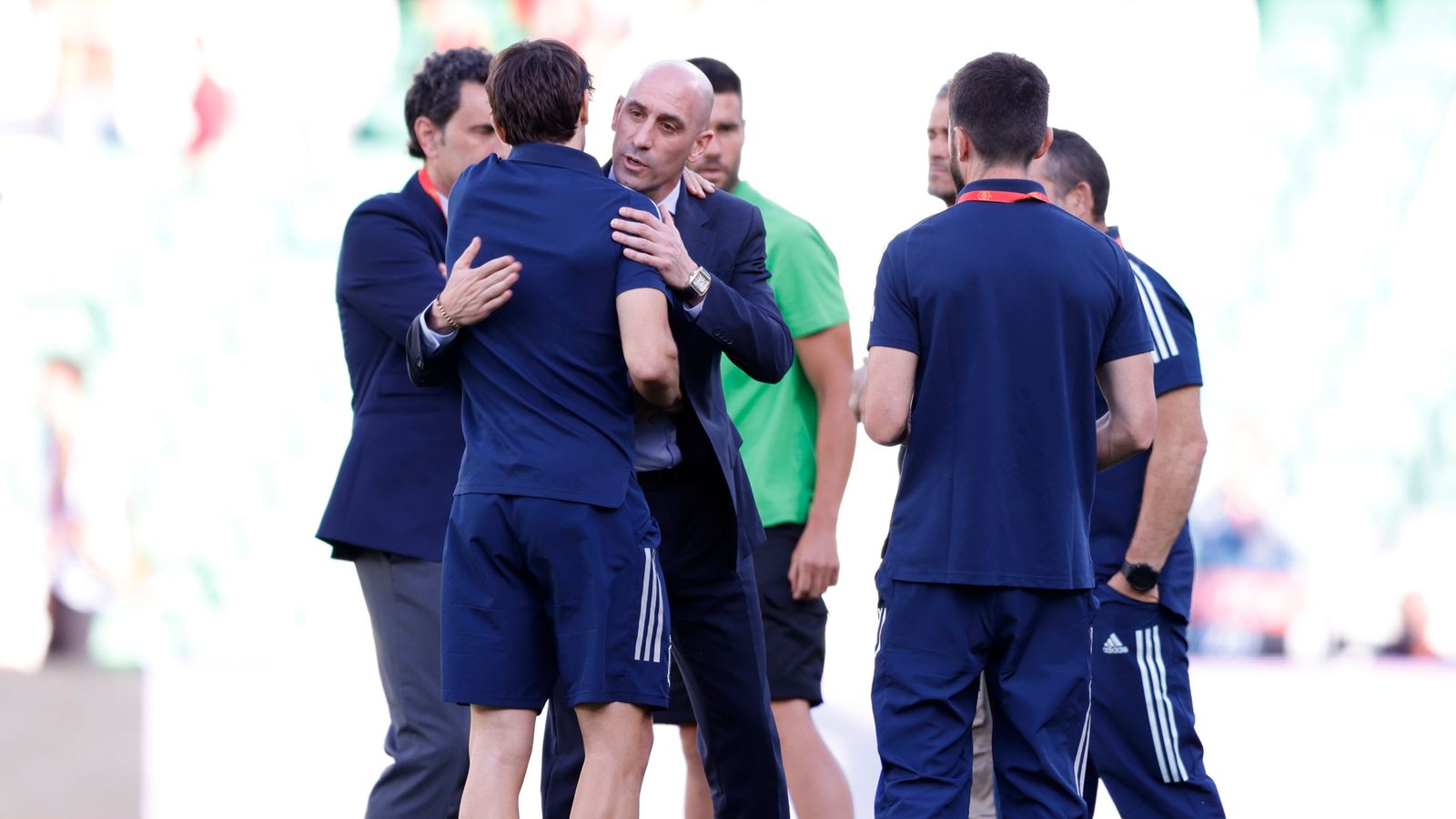 Spanish men’s team express solidarity with women after Luis Rubiales kiss