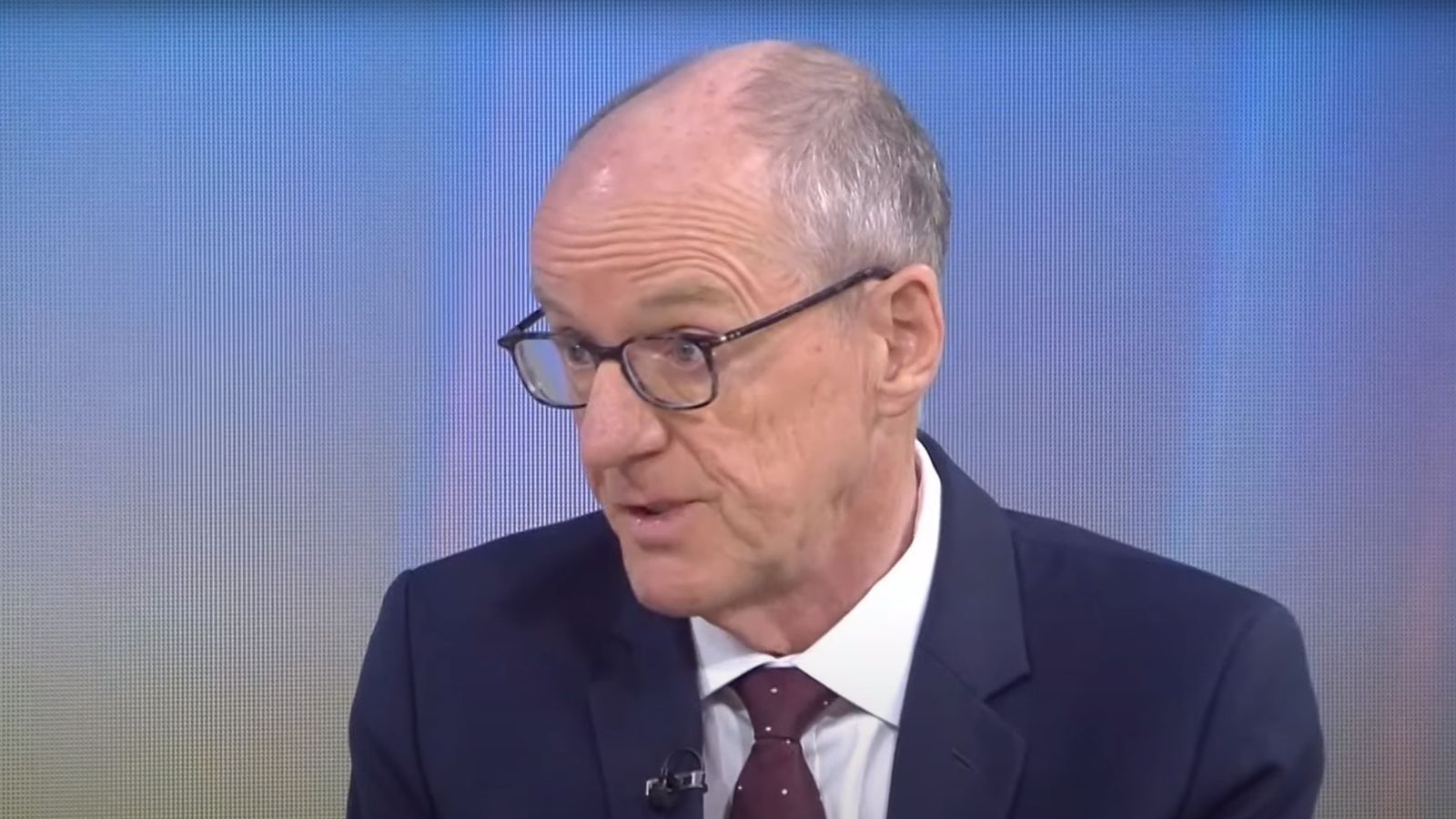 Politics newest: Faculties minister Nick Gibb ‘does not know’ what number of faculties should shut over unsafe concrete | Politics Information