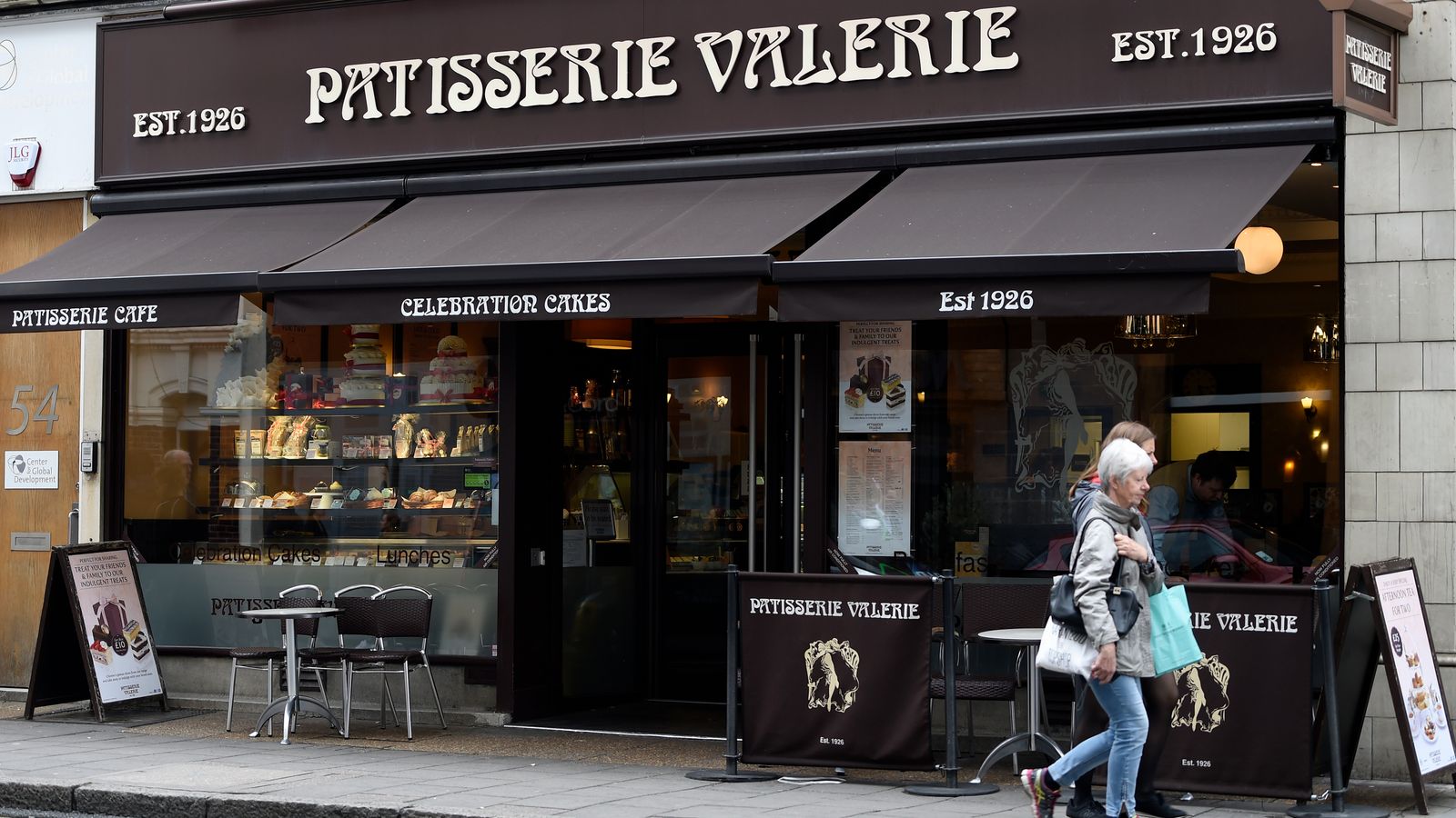 Patisserie Valerie: Four people face fraud charges over bakery chain's collapse