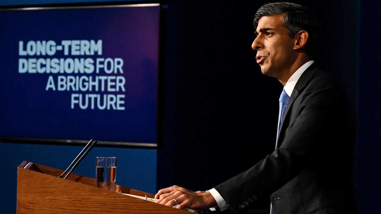 Rishi Sunak confirms he's delaying ban on new petrol and diesel cars and boosts boiler upgrade scheme