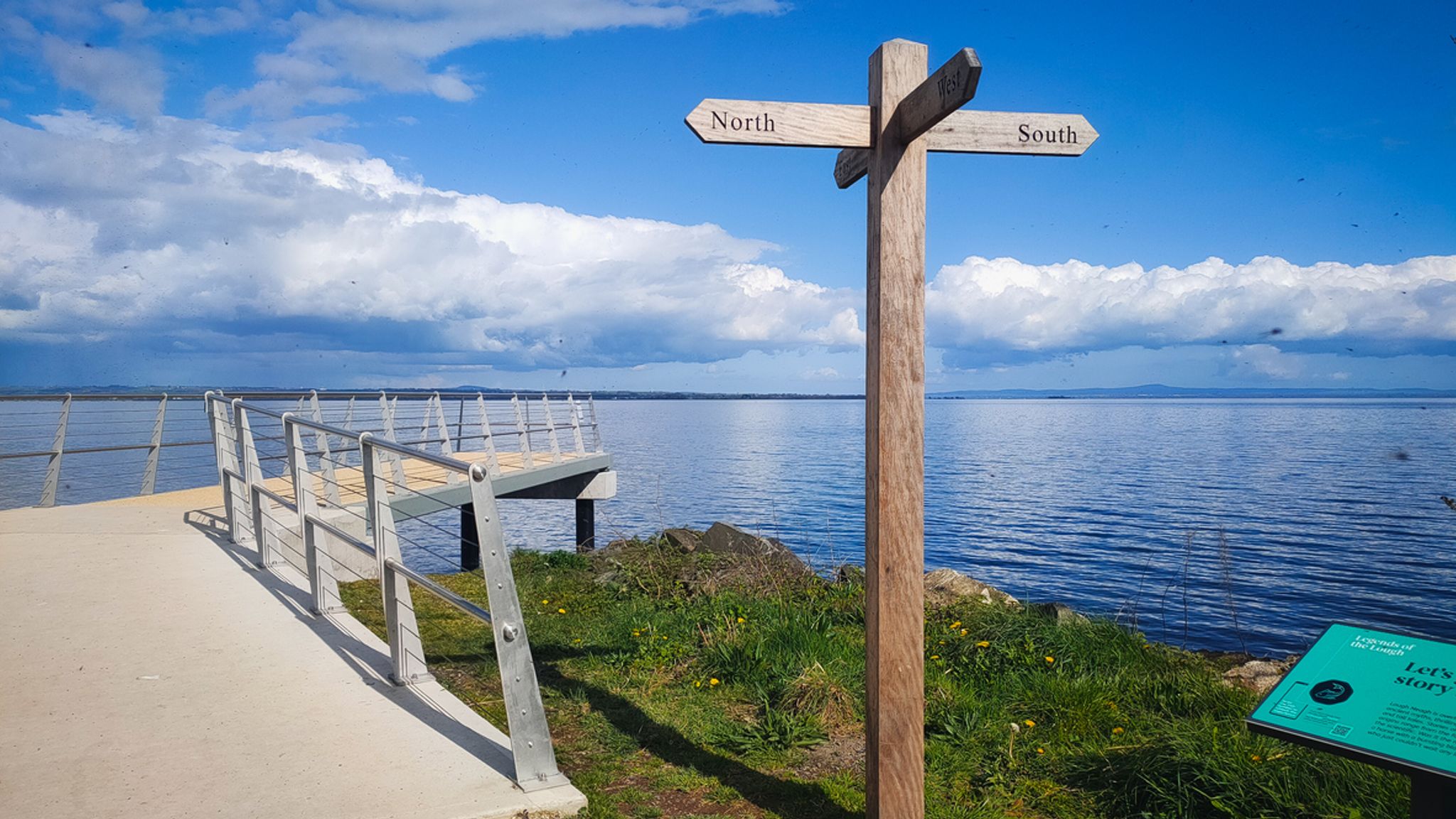 Ireland being separated. Lough Neagh. О балахнейском озере в Великобритании.