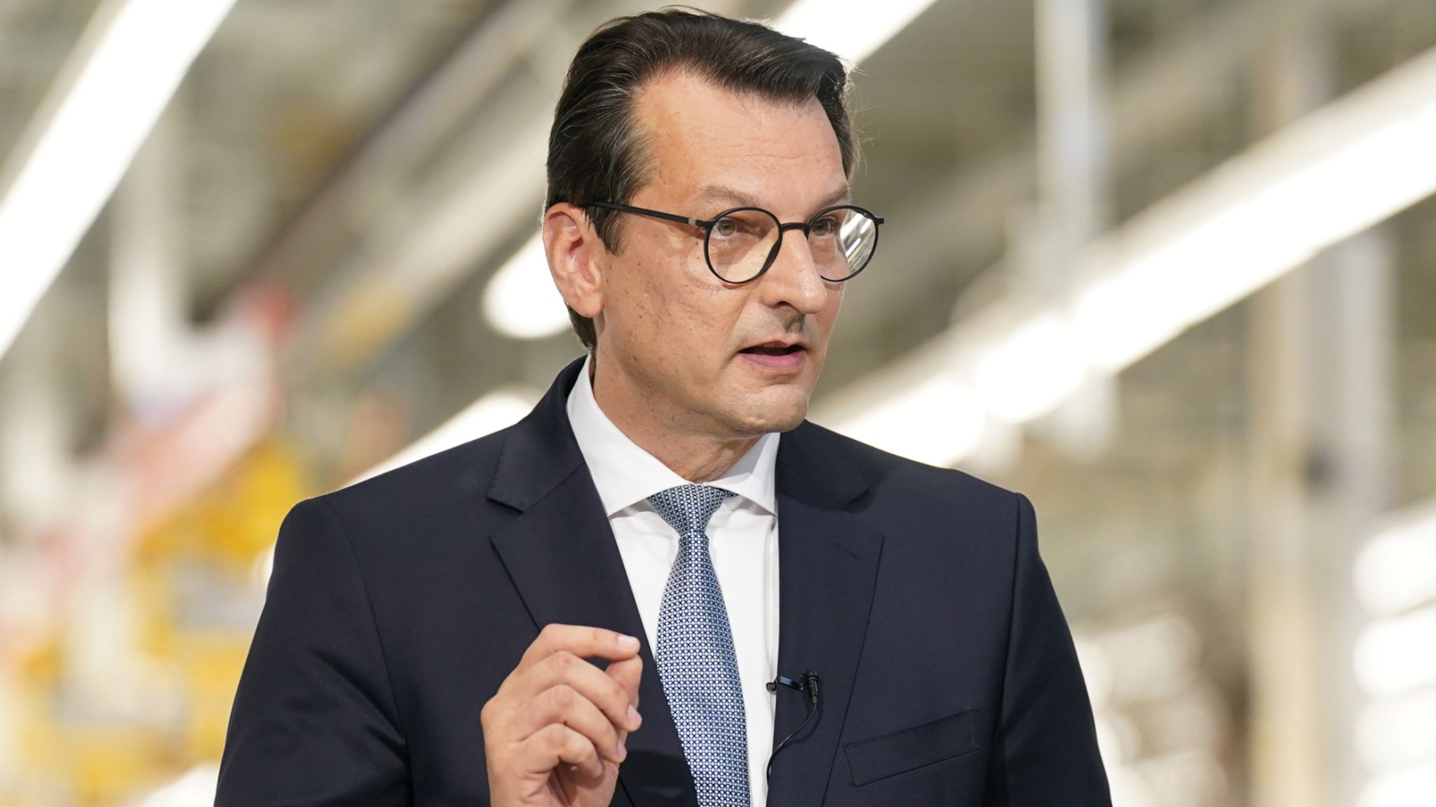 bmw-optimistic-uk-eu-vehicle-export-tariff-rules-will-be-eased