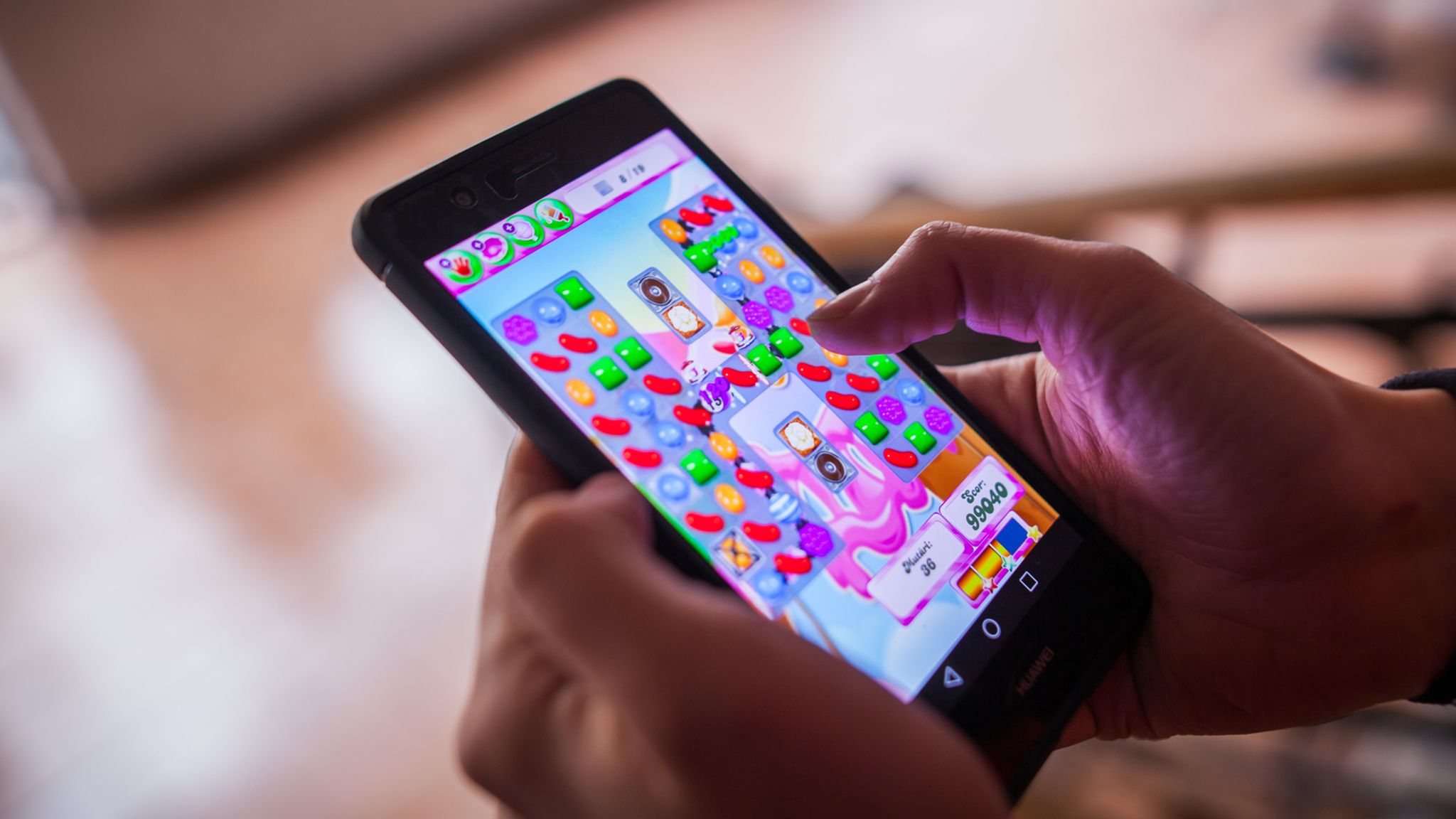 CANDY CRUSH SAGA match online puzzle family wallpaper