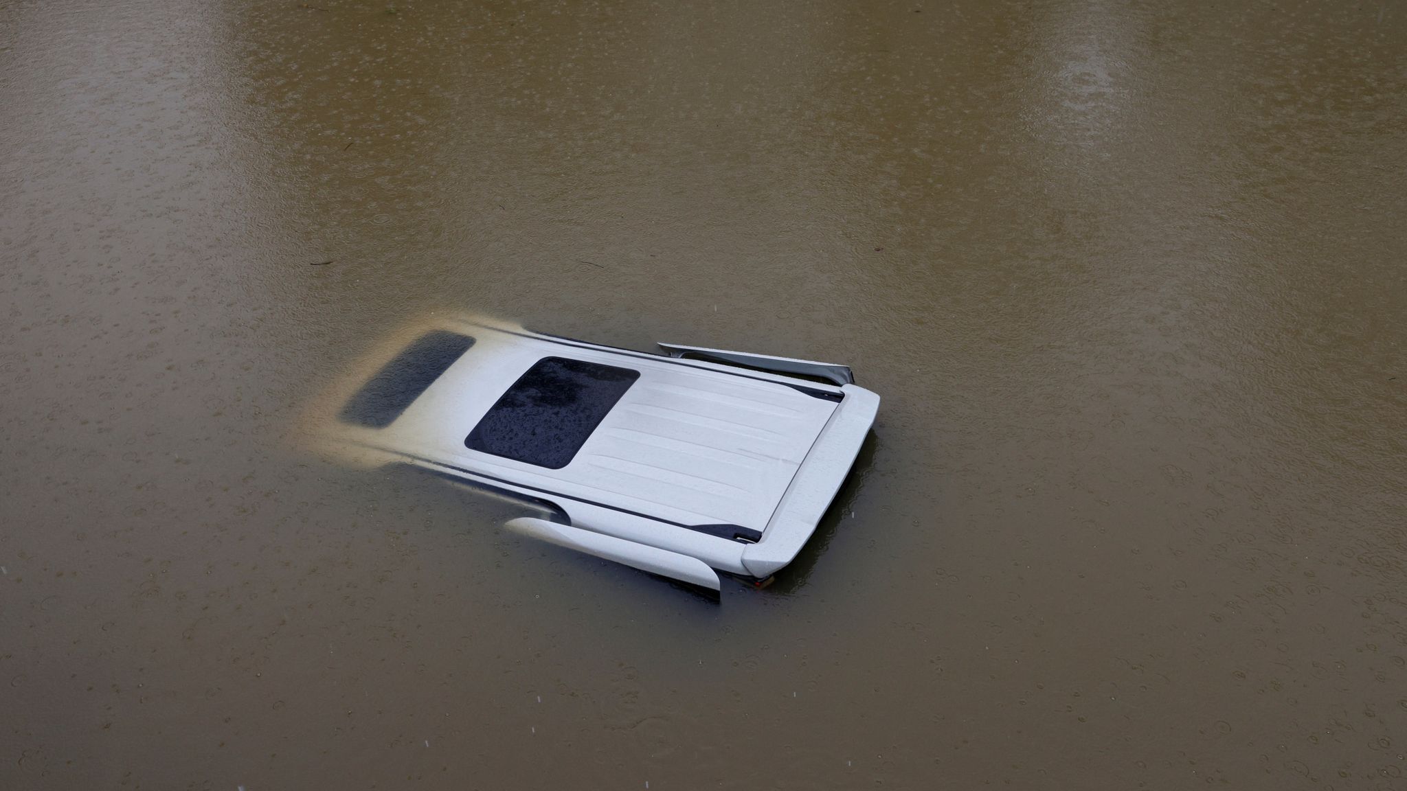 Two dead after Hong Kong flooded by heaviest rainfall in almost 140 ...